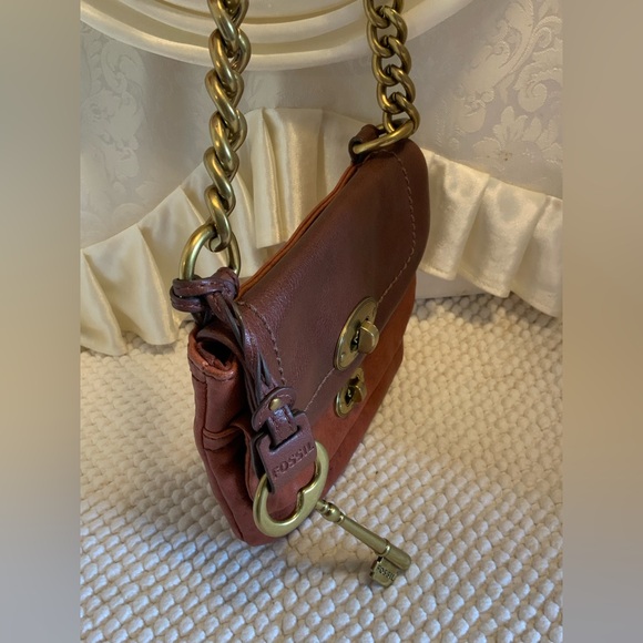 FOSSIL - Picture 2 of 10